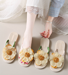 Ciabatte da <span class=keywords><strong>Donna</strong></span> Estive Nuovo Stile Moda Antiscivolo con Fiori Suola Spessa Tacco Inclinato Eleganza Sandali con Tacco Alto - Product Image 3