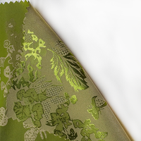 Nouveau Style de mode 100% Polyester fleur Jacquard tissu 3D Satin Jacquard tissu pour Abaya/foulard/robe