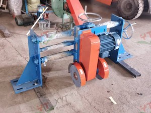 Machine à broyer à rouleaux <span class=keywords><strong>XM250</strong></span> pour la réparation des rouleaux de broyeur de caoutchouc XKP dans les usines de recyclage des pneus usagés, certifiée CE - Product Image 4