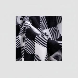 Tela de satén con respaldo polar de franela estampada a cuadros de peso pesado de piel suave para Charm Pack Squares - Product Image 1