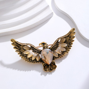 Jachon Novo Estilo Broche de Liga com Asas de Águia Vintage, Acessório de Moda para Roupas, para Atacado - Product Image 2