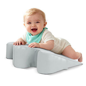Meubles <span class=keywords><strong>de</strong></span> puériculture améliorés : Support <span class=keywords><strong>de</strong></span> position ventrale en mousse à mémoire <span class=keywords><strong>de</strong></span> forme avec housse en cuir pour soulager les coliques et les ronflements du bébé - Product Image 1