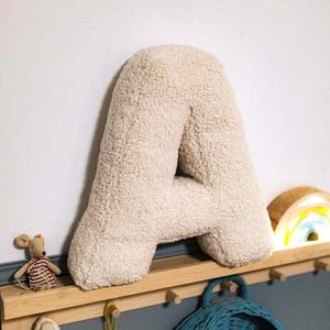 Coussin Lettre Initiale de Haute Qualité 1-9 Chiffres pour Chambre d'Enfant Literie Oreiller Décoratif Lettre Alphabet Anglais Poupées en Peluche - Product Image 5
