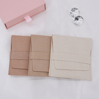 Boîte-cadeau personnalisée pour l'organisation, avec logo imprimé sur mesure, petit sac d'emballage en velours pour bijoux, pochette à bijoux