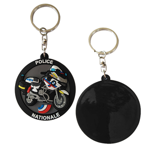 ตัวอย่างฟรี พวงกุญแจยางพลาสติกกันน้ำแบบเป็นมิตรกับสิ่งแวดล้อม รูปตุ๊กตา 3 มิติ ทำจากซิลิโคน PVC นุ่ม แฟชั่นการ์ตูน - Product Image 5