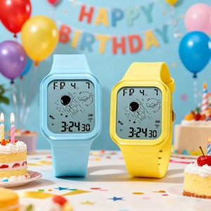 Montre de sport numérique à affichage LED pour enfants, montre électronique d'astronaute pour étudiants, cadeau de loisirs et de mode - Product Image 2