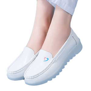 Chaussures infirmières pour femmes, semelle souple, respirantes, tige en maille, semelle épaisse, antidérapantes, antistatiques, chaussures médicales d'automne, confortables - Product Image 1