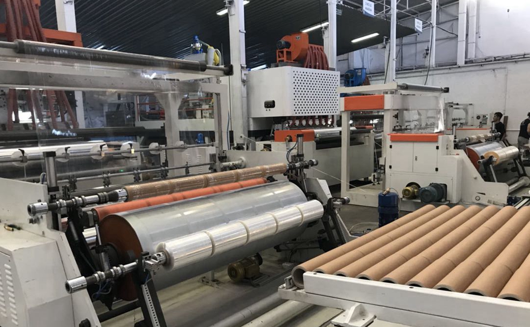 2020新设计xhd品牌1000毫米塑料拉伸膜挤出机/拉伸膜制作机 - buy