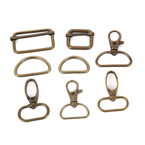 Hebilla de bronce antiguo con anillo en D, gancho metálico para bolso, accesorios de bricolaje, herrajes de estilo vintage - Product Image 2