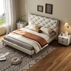 <span class=keywords><strong>Lit</strong></span> double <span class=keywords><strong>de</strong></span> 1,8 m, design <span class=keywords><strong>de</strong></span> <span class=keywords><strong>lit</strong></span> suspendu pour chambre principale, best-seller mondial, style européen classique, rembourré en cuir <span class=keywords><strong>de</strong></span> vache avec boucle - Product Image 1