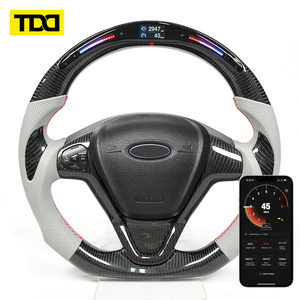 พวงมาลัยคาร์บอนไฟเบอร์แท้ TDD พร้อมไฟ LED สำหรับ Ford Focus RS - Product Image 1