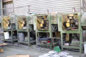 悦申高品质定制铝压铸多孔安装支架气缸底座压铸件 - Product Image 6