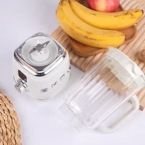 Paquete de Cocina 4 en 1: <span class=keywords><strong>Tostadora</strong></span>, Hervidor Eléctrico de 1.7L (KLF04), Exprimidor y Licuadora |   Colección de Electrodomésticos Retro de Lujo - Product Image 5