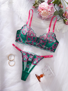 Conjunto de Lencería de Dos Piezas con Transparencias y Bordado Floral, Estilo Europeo, para Mujer - Product Image 3