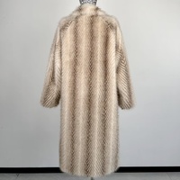 Manteau long élégant pour femmes à rayures dégradées : Manteau d'hiver chaud et ample, couleurs de tissu personnalisables