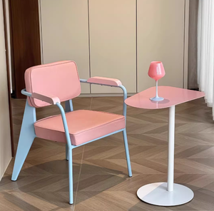 Ensemble table basse et chaise Memphis Princess rose, style italien, dossier rétro, design de luxe, tendance influenceur - Product Image 1