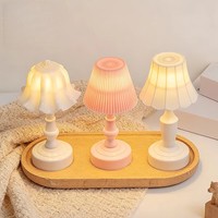 Lampe de table décorative minimaliste Linglan Flower, petite veilleuse mignonne pour chevet et mariages, ornement d'ambiance de table