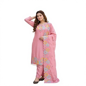 Nouvelle Collection : Vêtements de créateur pour femmes, élégants, toutes saisons, extensibles, infroissables, en soie chinon, avec broderie lourde et travail de sequins - Product Image 1