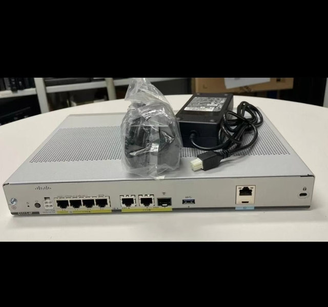 C1111-4P ISR 1100 4 Ports Cis Co Dual GE WAN Ethernet Router.