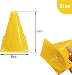 Ensemble <span class=keywords><strong>de</strong></span> 12 cônes <span class=keywords><strong>de</strong></span> football en gros, marqueurs <span class=keywords><strong>de</strong></span> <span class=keywords><strong>terrain</strong></span> d'entraînement sportif avec sac en filet pour équipement d'entraînement <span class=keywords><strong>de</strong></span> football - Product Image 6