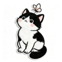 Patch brodé personnalisé Chaton Blanc Cartoonlack, thermocollant et auto-adhésif, pour la décoration de vêtements, sacs et articles vestimentaires