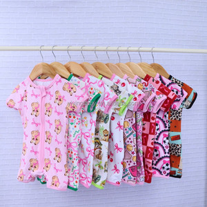 YiYing Unisex Pink Floral Print Bamboo Baby Romper 0-24 Bulan Setelan Pakaian Musim Panas Lengan Pendek dengan Resleting - Product Image 1