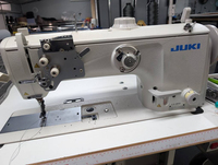 NOUVELLE MACHINE À COUDRE INDUSTRIELLE JUKIS LU-2810 À AIGUILLE SIMPLE ET POUCHE DE TRANSPORT COMPOSÉE