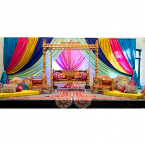 Décoration de scène indienne Mehndi avec ensemble de jhula balançoire en bois de mariage avec couronne décoration Mehandi meilleur décor de scène tendance UK - Product Image 1