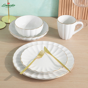 Juego <span class=keywords><strong>de</strong></span> <span class=keywords><strong>Vajilla</strong></span> <span class=keywords><strong>de</strong></span> Porcelana <span class=keywords><strong>Blanca</strong></span> <span class=keywords><strong>con</strong></span> Diseño <span class=keywords><strong>de</strong></span> Calabaza y Detalles en <span class=keywords><strong>Oro</strong></span>, 20 Piezas - Juego <span class=keywords><strong>de</strong></span> Platos, Tazones y Tazas para Cenar y Receber Invitados - Product Image 4