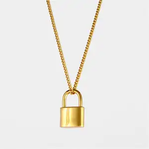 Colar de cadeado banhado a ouro, colar de design simples de prata com fecho robusto e corrente longa, joia de presente para homens e mulheres