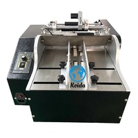 La machine d'étiquetage auto-adhésive d'étiquettes en papier pâte automatique de bureau est utilisée pour l'étiquetage des canettes et des bouteilles