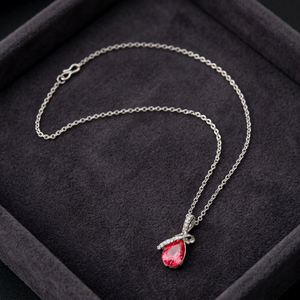 Collier élégant avec pendentif en cristal rose en forme de larme plaqué argent pour femme |   Bijoux de mode minimalistes |   Vêtements légers pour tous les jours | - Product Image 4