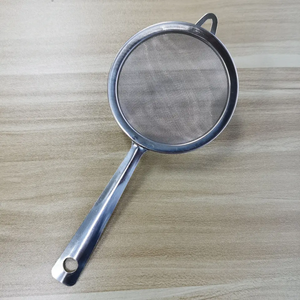 ステンレス鋼の台所用品調理油スキマーストレーナーハンドヘルドファインメッシュ小麦粉ふるいフィルターザル - Product Image 4