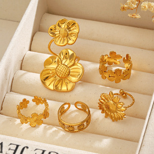 Ingrosso nuovo 2025 più recente anello in oro <span class=keywords><strong>18K</strong></span> placcato oro in acciaio inox fiore margherita anello aperto da dito donna anello di moda - Product Image 3