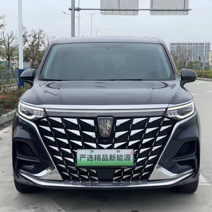 570 km <span class=keywords><strong>d</strong></span>'autonomie hybride, 4,71 L de consommation : le Roewe IMAX8 DMH prouve que le monospace familial peut traverser le pays <span class=keywords><strong>sans</strong></span> faire la gueule de la faim en carburant. - Product Image 1