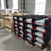 Vente directe d'usine de boulons de main courante en métal pour escaliers télescopiques fixes, avec une capacité de charge allant jusqu'à 200 kg.