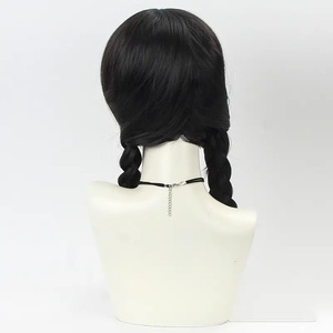 <span class=keywords><strong>Perruque</strong></span> de cosplay noire Wednesday Cos en fibre chimique, couvre-tête complet, accessoires de <span class=keywords><strong>perruque</strong></span> de cosplay d'Halloween - Product Image 4