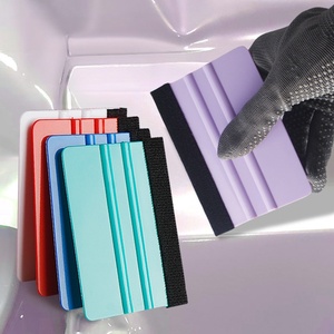 Raclette de pose de <span class=keywords><strong>film</strong></span> pour voiture en gros avec logo personnalisé, raclette en plastique avec bord en feutre pour l'installation de <span class=keywords><strong>film</strong></span> teinté sur vitres de voiture - Product Image 4