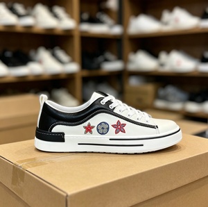 Chaussures de skate antidérapantes haut de gamme en cuir véritable, baskets décontractées, logo personnalisé, chaussures de marche unisexes, directement de l'usine - Product Image 2