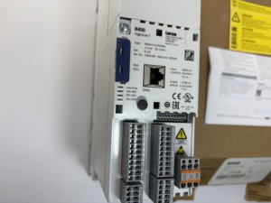 E84AVHCE1522SX0 Frecuencia 1.5KW 230V Monofásico Serie 8400 Grado Industrial Original de China E84AVHCE1522SX0 100% Original Lenz - Product Image 4