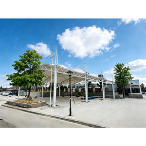 Carpa Deportiva de Membrana Tensada Superior con Toldo Personalizado para Cancha de Baloncesto y Pádel - Product Image 1