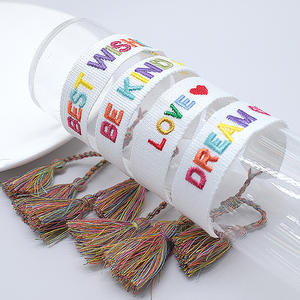 Bracelet bohème fait main à pampilles brodé de lettres, bracelet tissé arc-en-ciel avec inscription, pour cadeau personnalisé, usage quotidien, personnalisable - Product Image 2