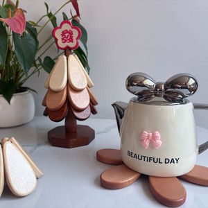 Posavasos con diseño de árbol, luna y estrellas, modelos de monedas, adornos decorativos para mesas de restaurante, manteles individuales, posavasos, alfombrilla aislante para árbol de Navidad - Product Image 4