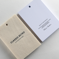 Étiquettes de vêtements en papier carrées épaisses de haute qualité, écologiques, avec impression de logo personnalisée, pour chaussures et sacs de luxe