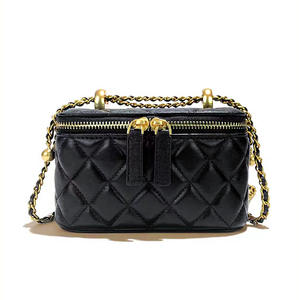 <span class=keywords><strong>Borsa</strong></span> da donna in pelle con <span class=keywords><strong>borsa</strong></span> per il trucco in stile Designer di lusso; Produttore di borse a <span class=keywords><strong>tracolla</strong></span> in metallo alla moda - Product Image 1