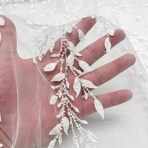 GCW-2410641-11 Pizzo Ricamato in <span class=keywords><strong>Tulle</strong></span> con Perle, Foglie e Tralci di Vite <span class=keywords><strong>Bianco</strong></span> Avorio per Abiti da Sposa e Alta Moda - Product Image 5