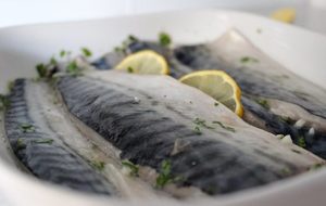 Caballa En Conserva Al Natural En Agua Y <span class=keywords><strong>Sal</strong></span> OEM/ODM Disponible en Sudamerica - Product Image 6