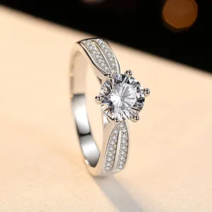 최고의 판매 사용자 정의 고급 보석 다이아몬드 웨딩 6 발톱 925 스털링 실버 0.5ct/1ct/Moissanite/3ct Moissanite 약혼 반지