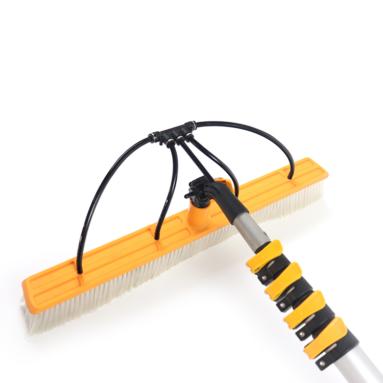 High Grade Water Fed Carbon Fiber Telescopic Pole Durable Handheld Window Cleaning Brush with Rinse Bar for Bathroom Use