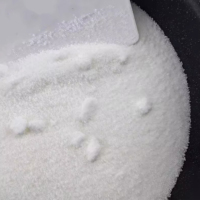 Stabilité thermique élevée Erucamide Armoslip E 99% pour film plastique Agent anti-agglomérant Agent d'ouverture